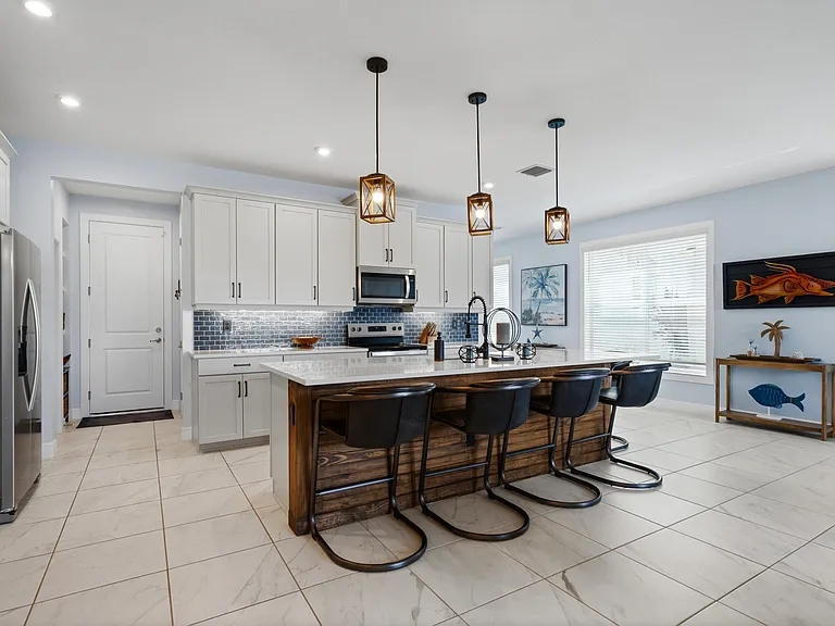 3524 NW Solange Ct — Photo 6