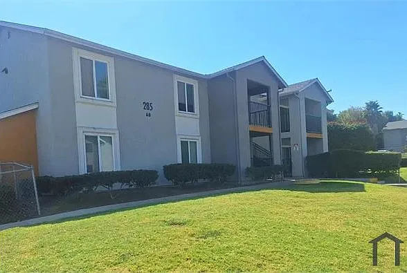 4079 Messina Dr — Photo 3