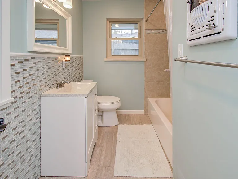 9002 Railton St — Photo 22