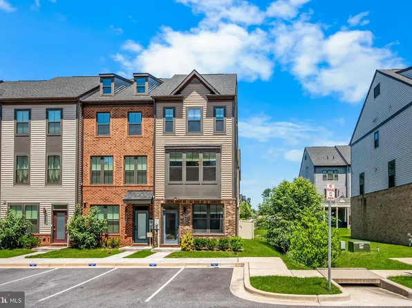 530 Levanna Lane Gln, Burnie, MD 21060