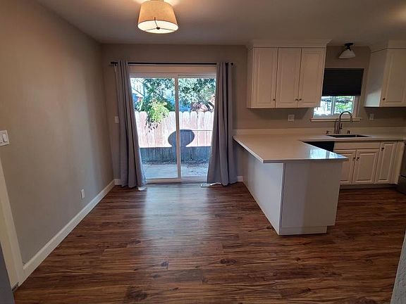 621 Dining Room
