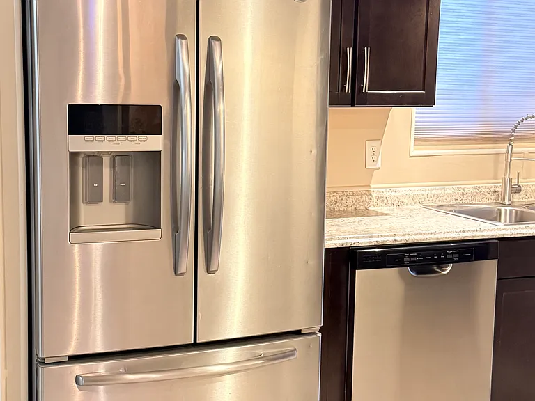 2415 W Irvington Pl — Photo 11