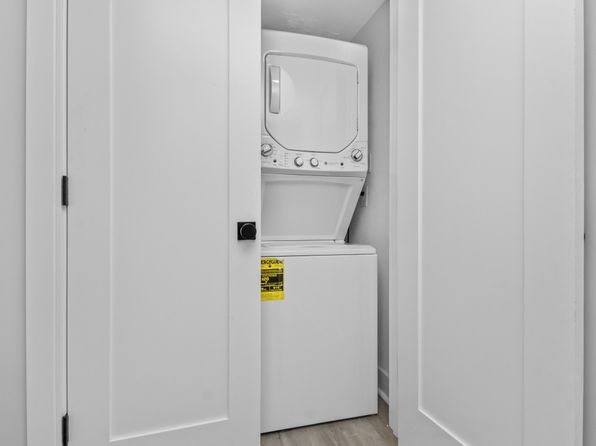 226-228 Princeton St #1