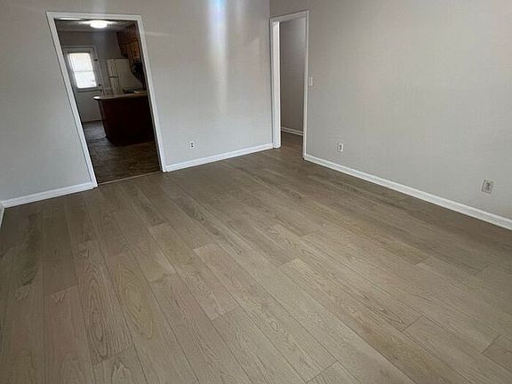 2nd image of 538 Whitehall Ln