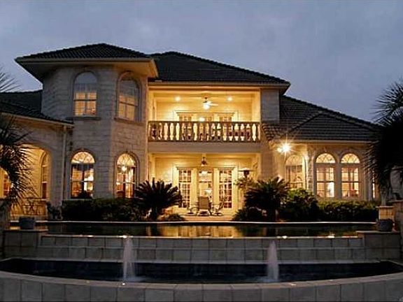 3rd image of 3805 Trevino Dr
