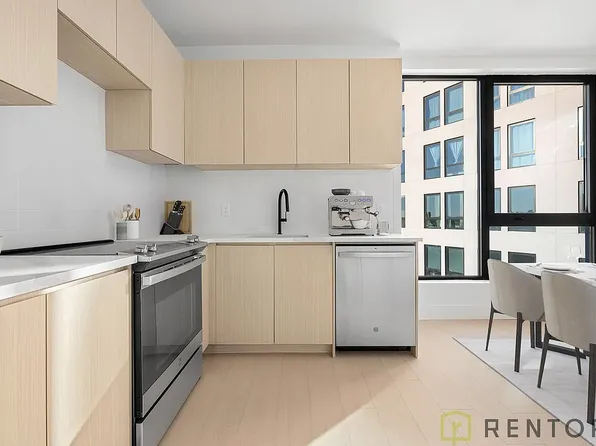 1634 Flatbush Avenue image 1 of 17