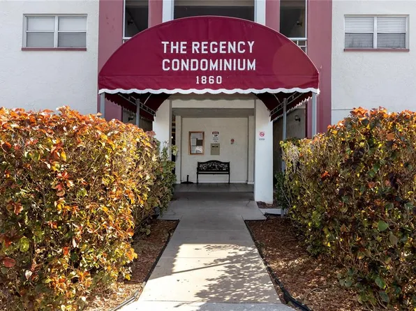 1860 Massachusetts Ave NE APT 206, Saint Petersburg, FL 33703