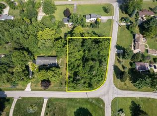 Carlin Dr, Northfield, OH 44067