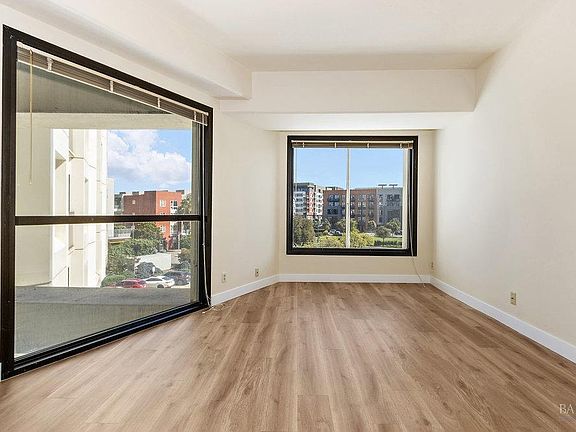 5th image of 6363 Christie Avenue #321