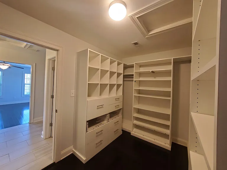 3260 Beacon St — Photo 29