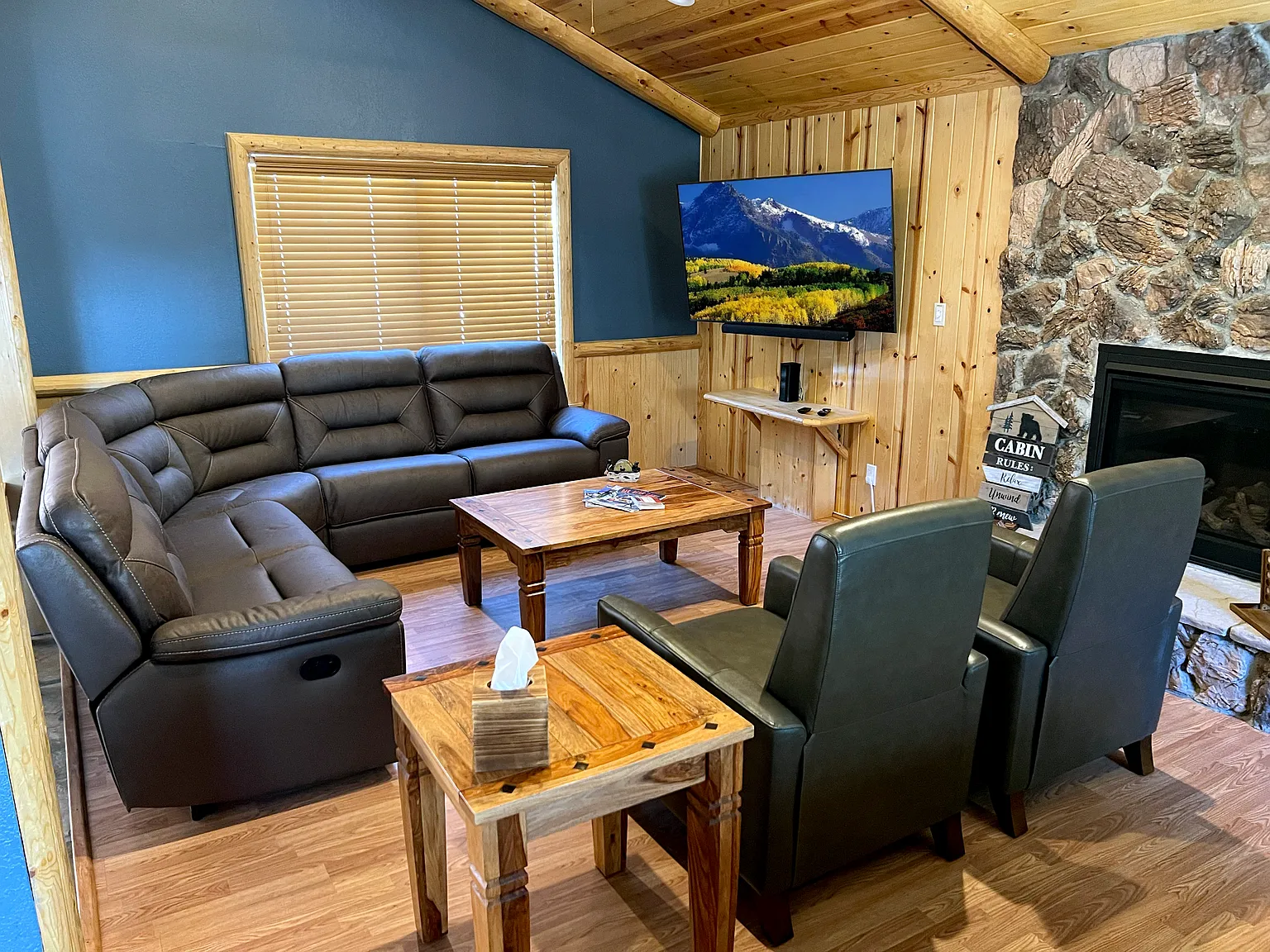 3 bed, 1994 sqft, $3,250 — Photo 4