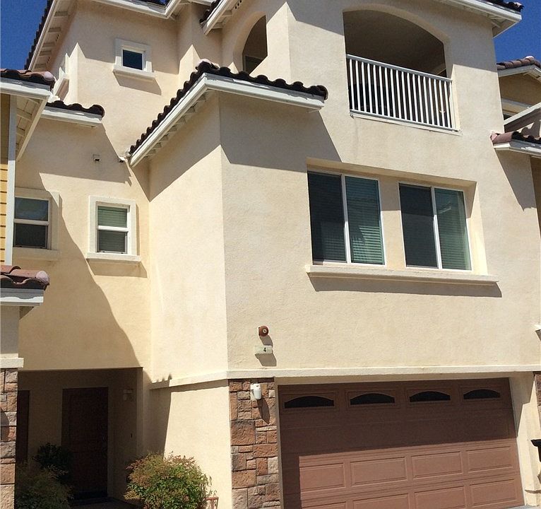 1st image of 1556 W Katella Ave #104