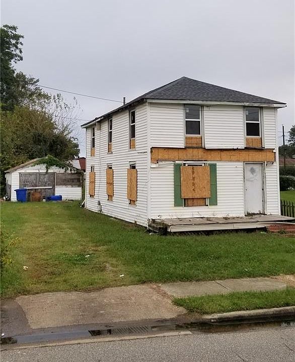 1st image of 4209 Roanoke Ave