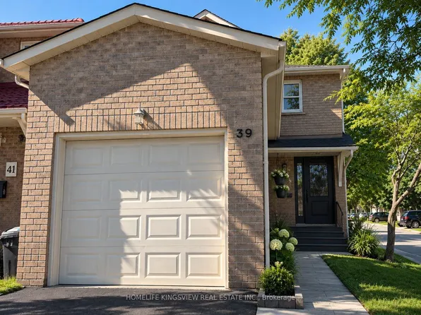 39 Pioneer Ptwy, Toronto, ON M1B 3S3