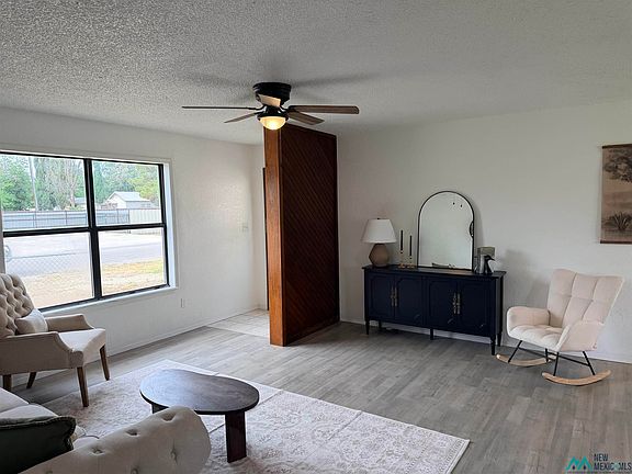 3rd image of 601 N Mesa St