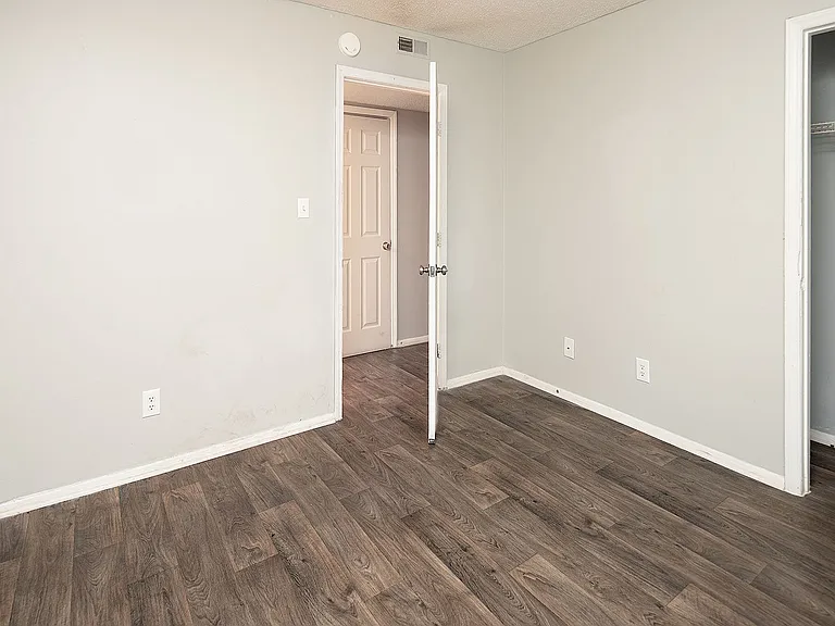 1234 Saratoga Dr — Photo 44