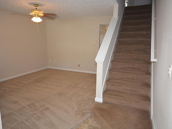 3rd image of 6518 Wellington Chase Ct