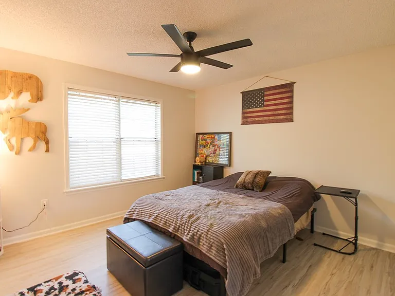 2821 Clayton Dr — Photo 11