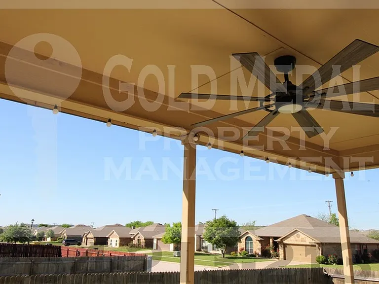 604 Cody James Dr — Photo 36
