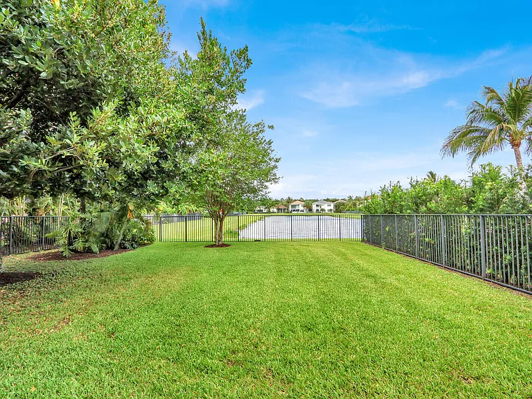 16590 Germaine Dr — Photo 49