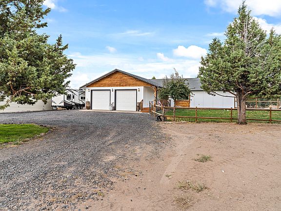 5th image of 13760 SE Vivian Ln
