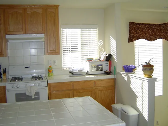 324 Parnell Ct — Photo 3