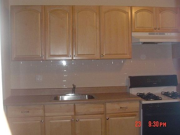 Apartment 2R
