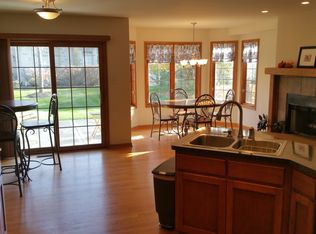 19325 Manchester Dr, Mokena, IL 60448