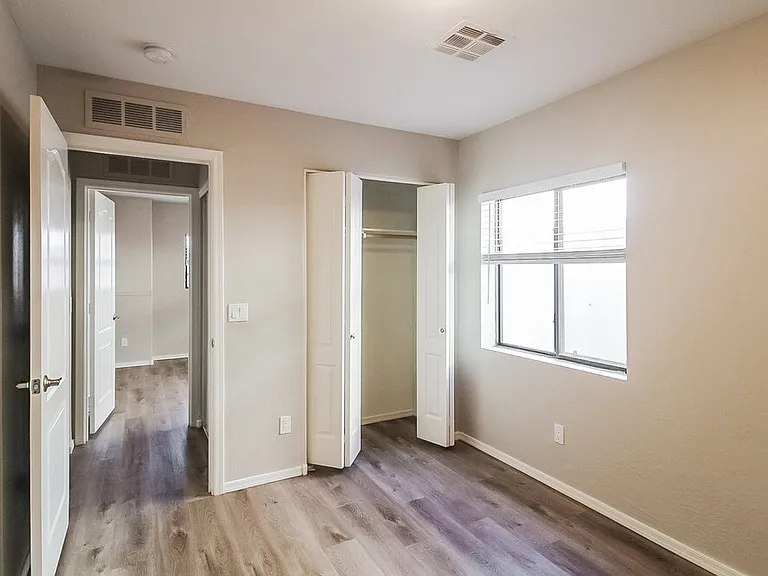 10317 W Monterosa Ave — Photo 12