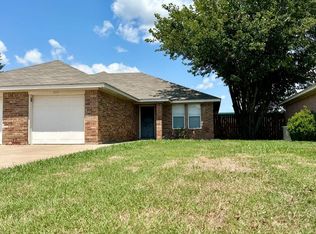 307 Schumacher Dr, Burleson, TX 76028