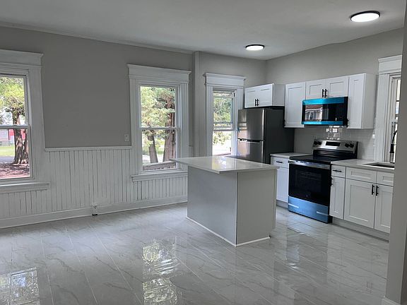 2nd image of 25 Church St #1