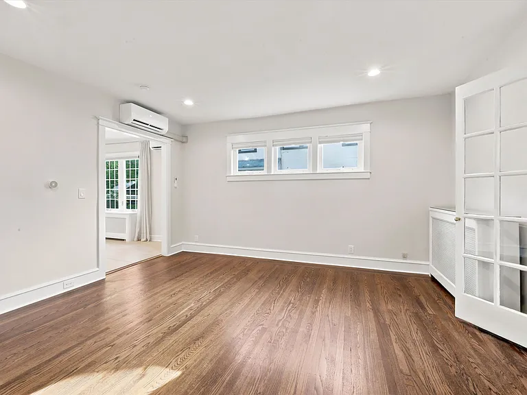 204 Harding Ave — Photo 5