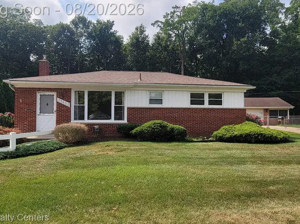 35655 Minton St, Livonia, MI 48150