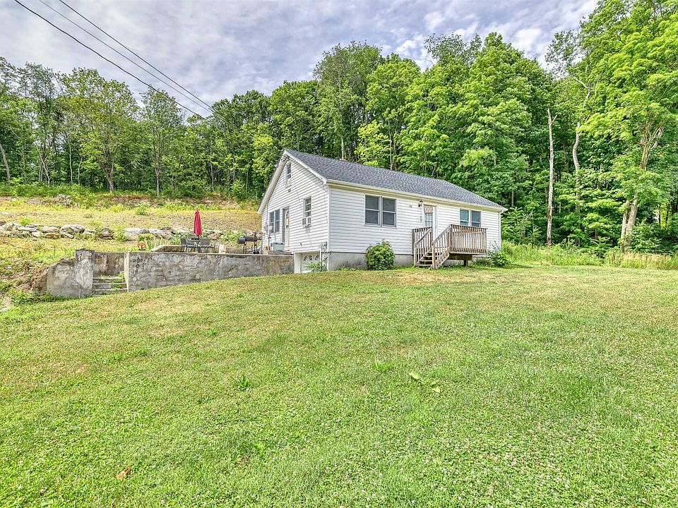 587 Traver Rd 2, Pleasant Valley, NY 12569 Zillow