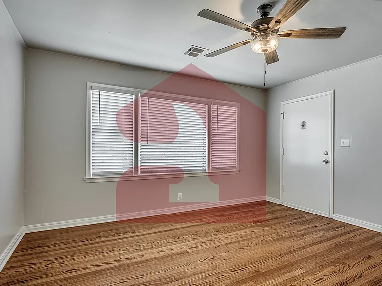 2104 Churchill Way — Photo 8