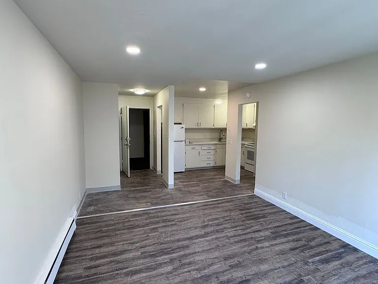 532 Bancroft Avenue — Photo 4