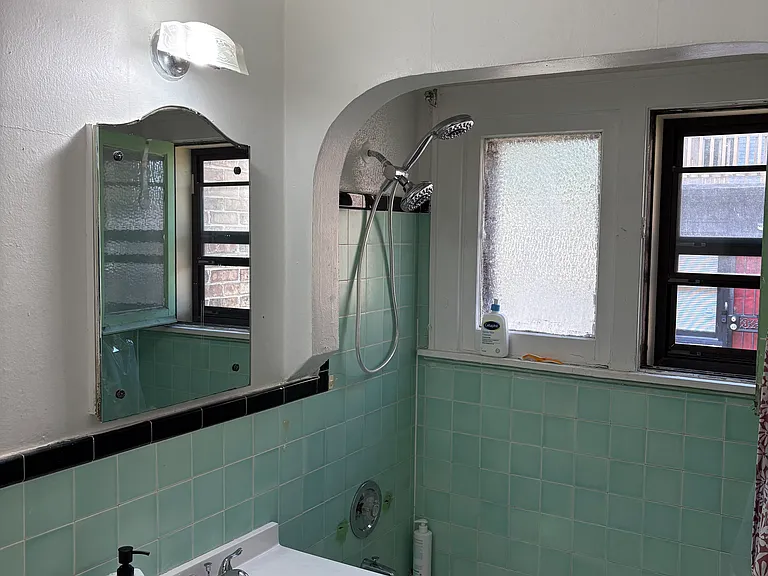 3835 N 42nd St #1 — Photo 9