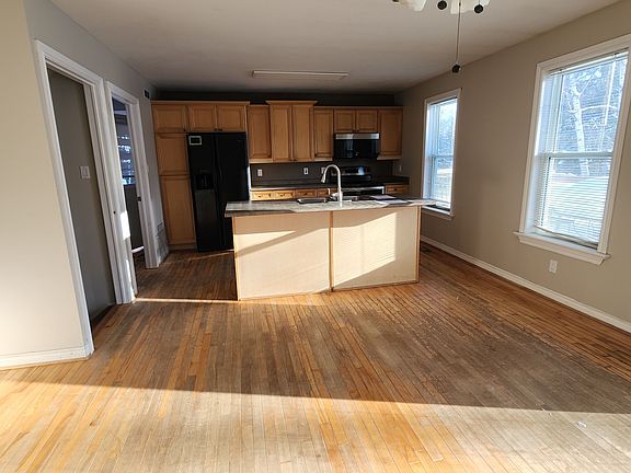 5th image of 36259 Gore Rd
