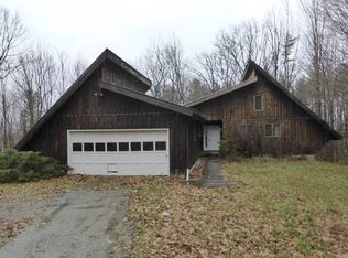 2330 Carpenter Hill Rd, Bennington, VT 05201