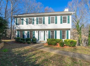 5204 Forest Brook Pkwy, Marietta, GA 30068