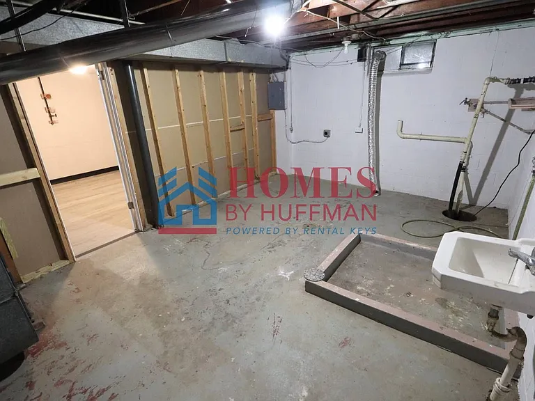 1150 E Olmstead Ave — Photo 22