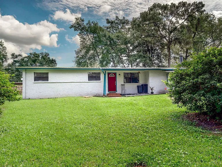 2843 Shady Oak Ln — Photo 9