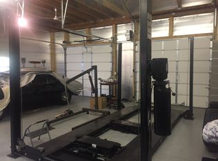 2 Ebbetts Ct, Atco, NJ 08004