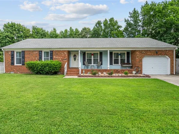 701 Merle Ct, Chesapeake, VA 23322