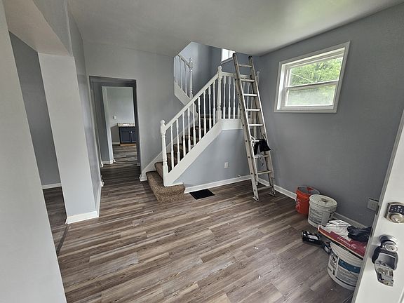 3rd image of 3154 River Rd