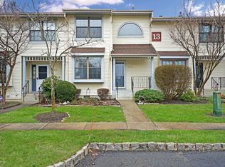 1303 Arlington Dr, Toms River, NJ 08755