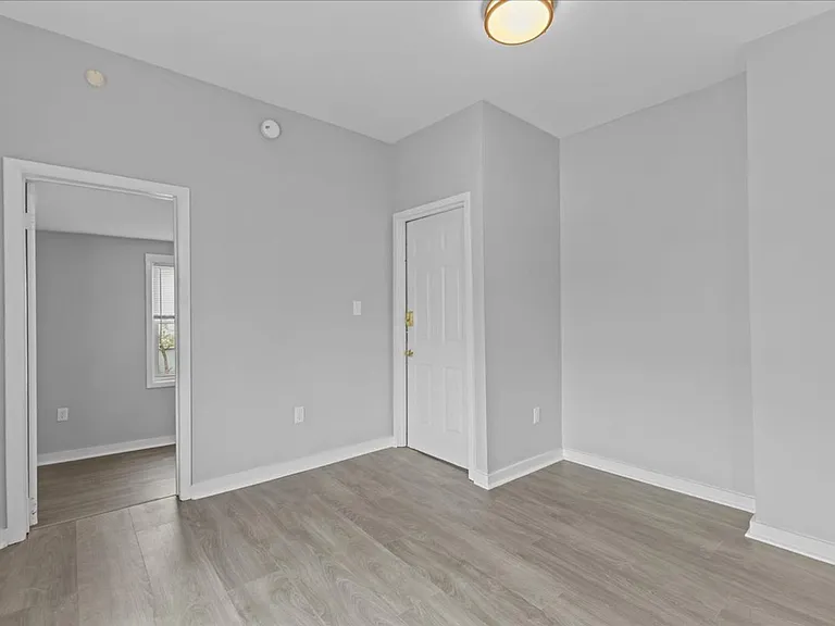 55-57 Rose St — Photo 7