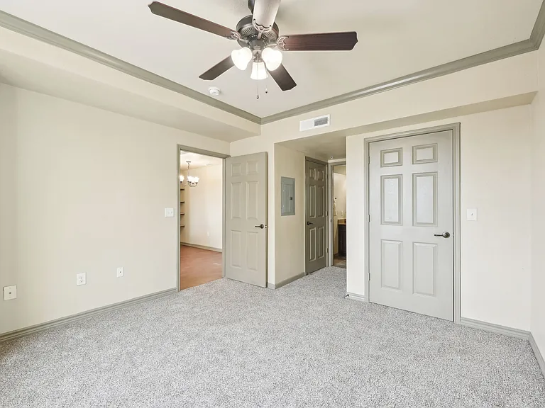 2101 Church Street — Photo 129