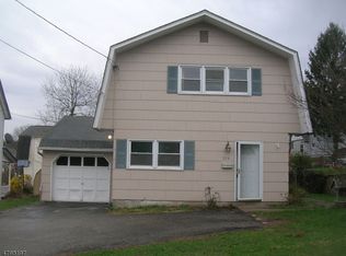 104 Allen St, Netcong, NJ 07857