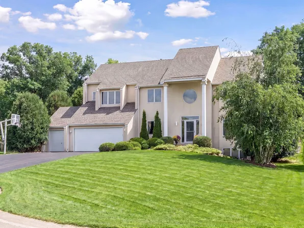 4730 Goldenrod Ln N, Plymouth, MN 55442